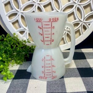 Vintage Tupperware Double‎ Wet Dry
Measuring Cup